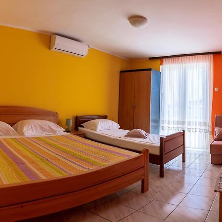 Apartments Mikulic Rogoznica  Buitenkant foto